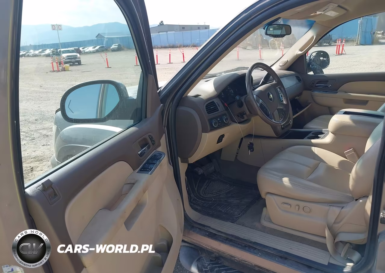 2011 Chevrolet Tahoe Lt VIN:1GNSKBE0XBR147276 - 5