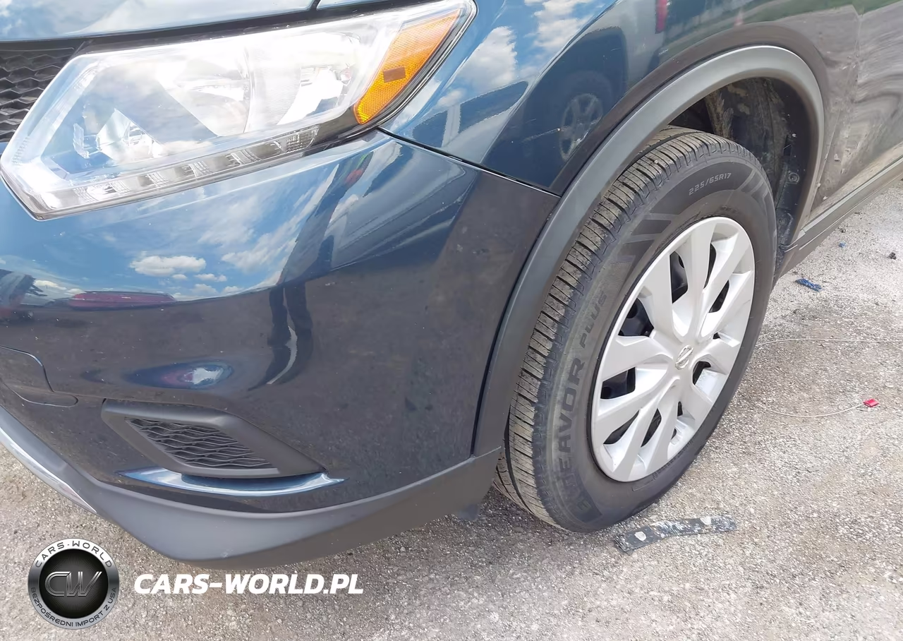 2015 Nissan Rogue S VIN:KNMAT2MV0FP556015 - 12