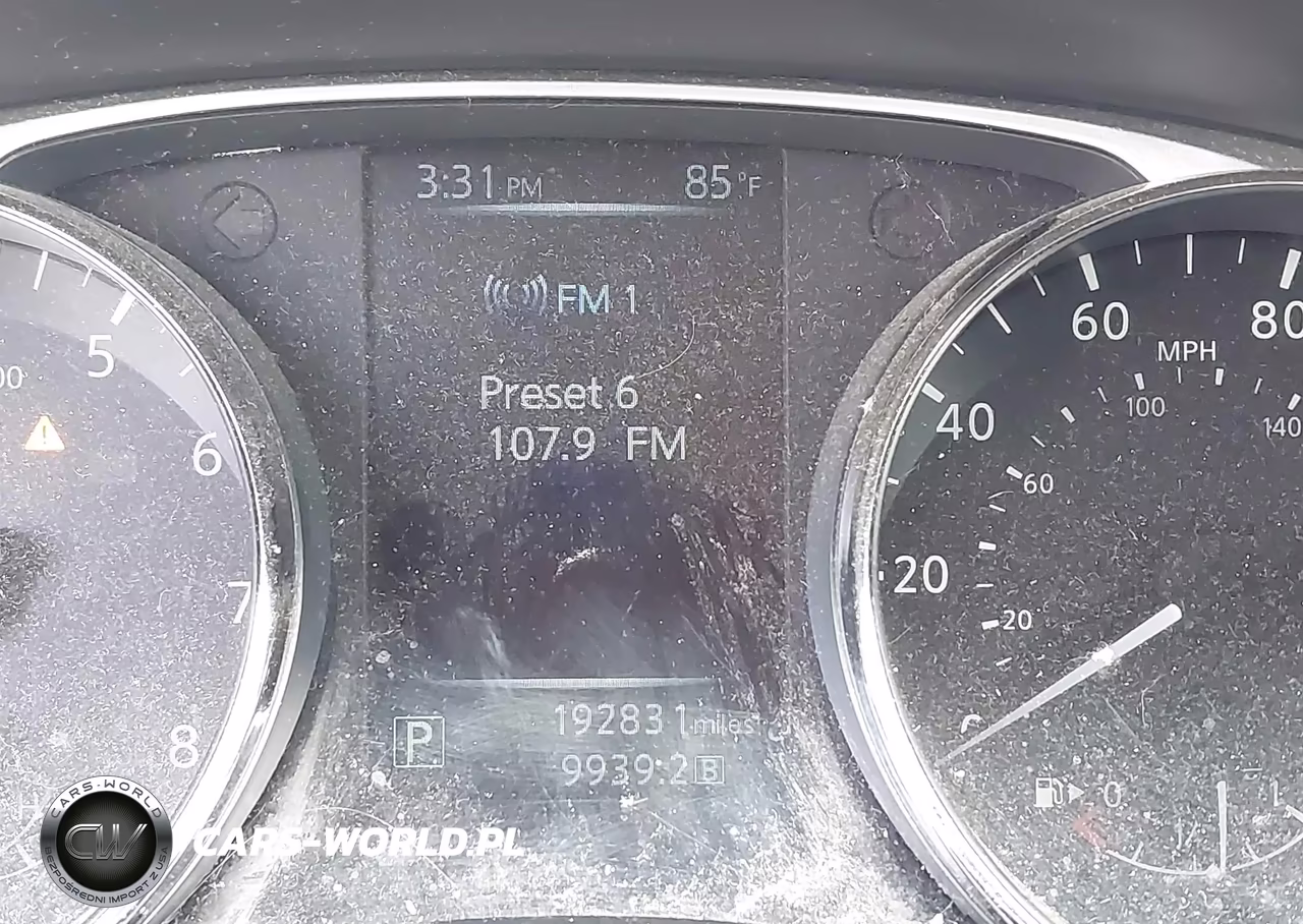 2015 Nissan Rogue S VIN:KNMAT2MV0FP556015 - 7