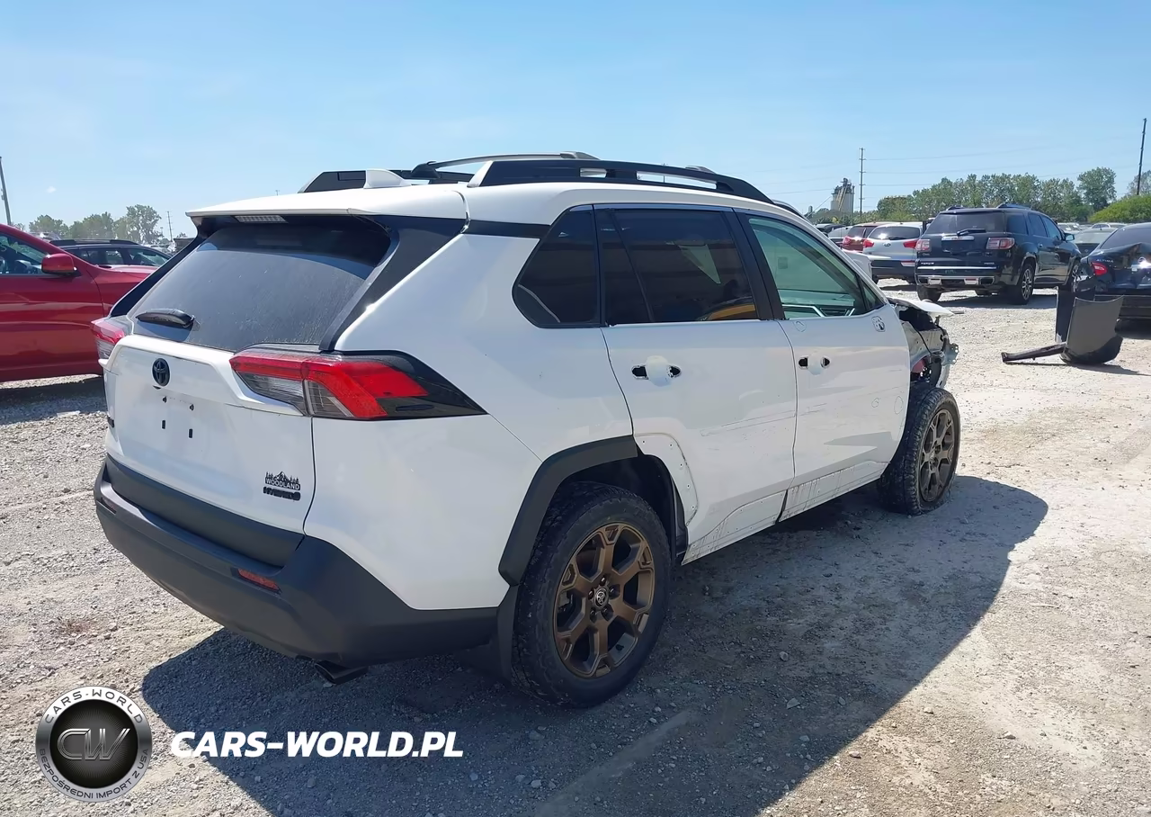 2023 Toyota Rav4 Hybrid Woodland Edition VIN:2T3UWRFV0PW151059 - 4