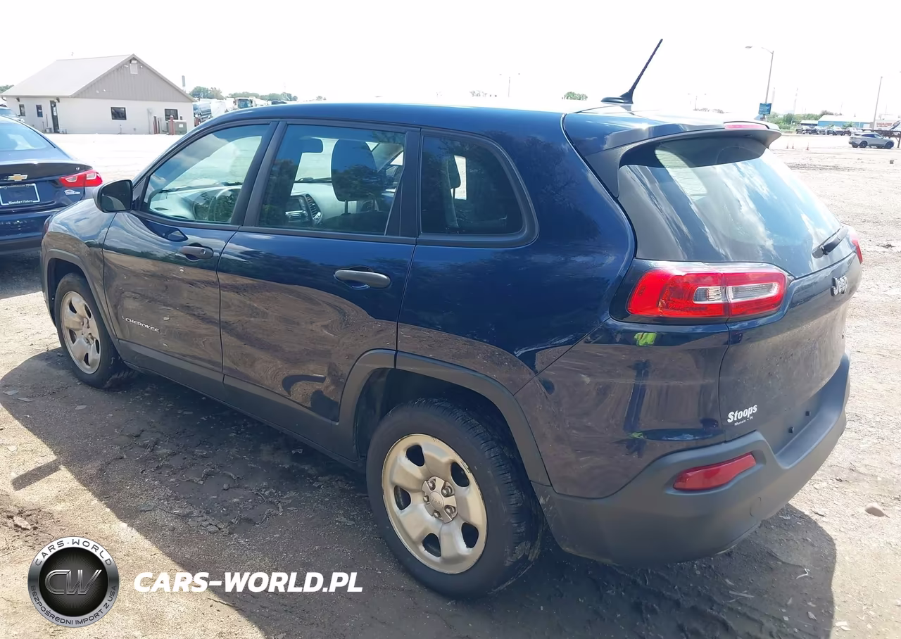 2015 Jeep Cherokee Sport VIN:1C4PJLAB4FW530877 - 3