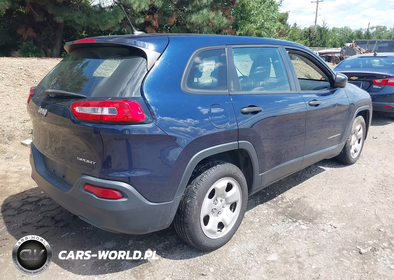 2015 Jeep Cherokee Sport VIN:1C4PJLAB4FW530877 - 4