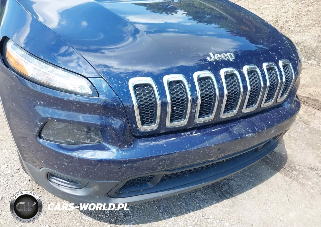 2015 Jeep Cherokee Sport VIN:1C4PJLAB4FW530877 - 6