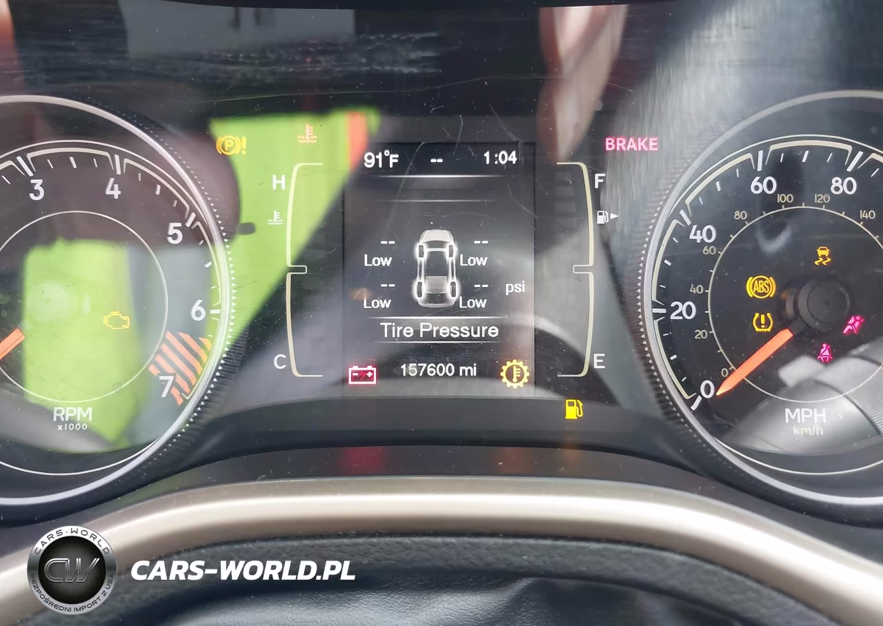 2015 Jeep Cherokee Sport VIN:1C4PJLAB4FW530877 - 7