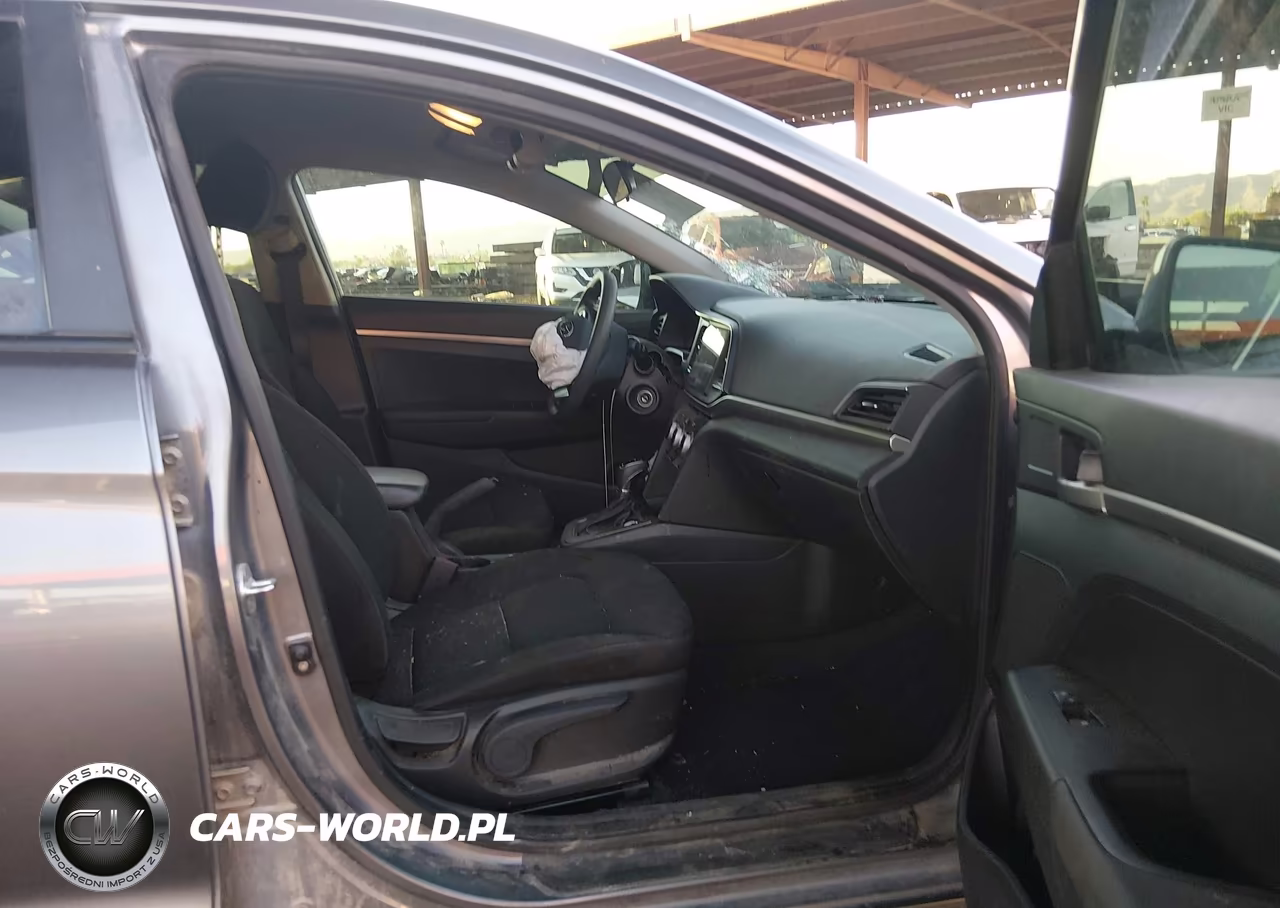 2019 Hyundai Elantra Se VIN:KMHD74LF4KU814969 - 5