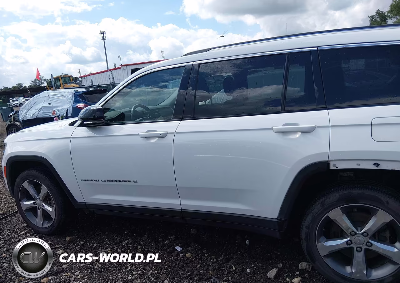 2021 Jeep Grand Cherokee L Limited 4X4 VIN:1C4RJKBG5M8185986 - 14