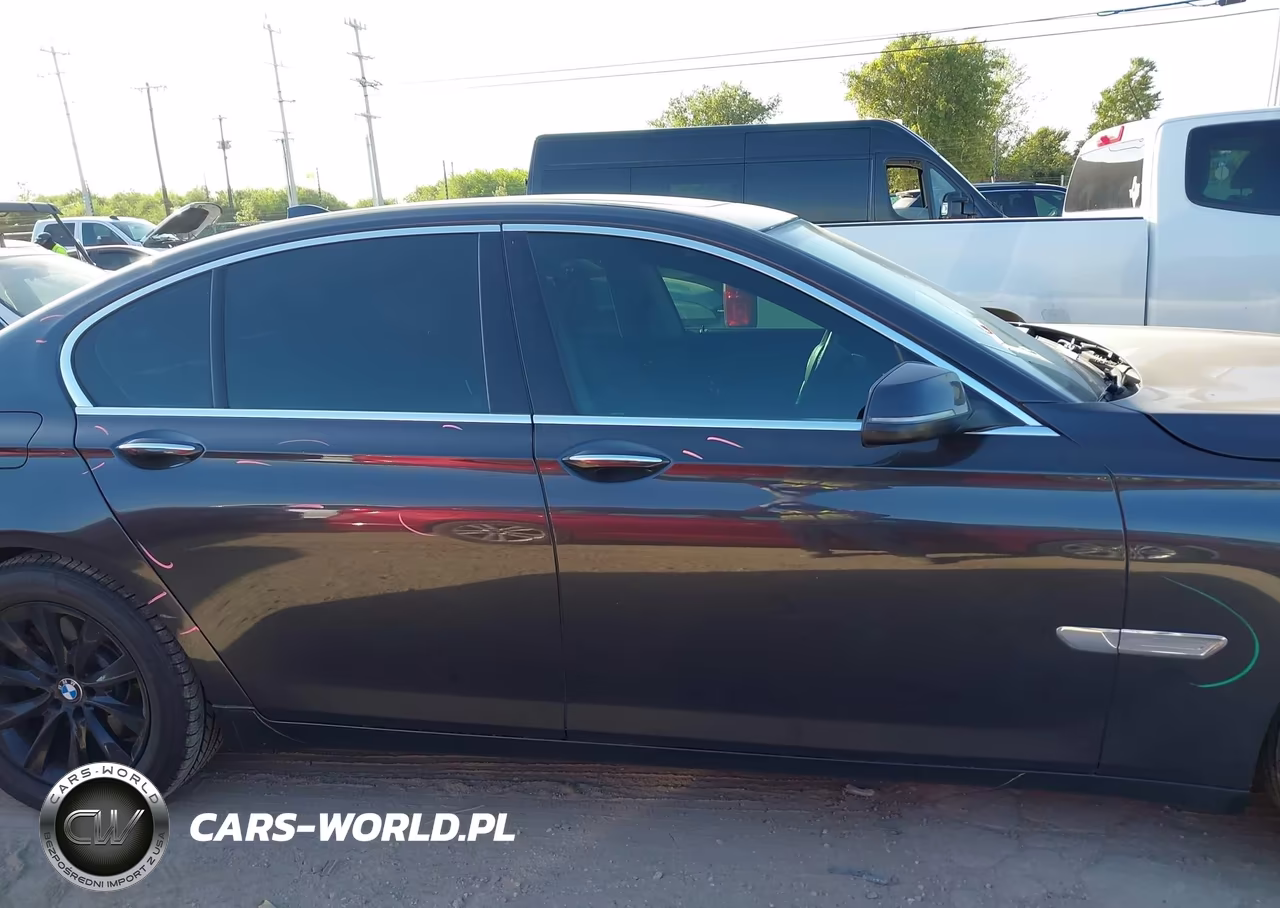 2015 BMW 740I VIN:WBAYA6C58FGK16301 - 13