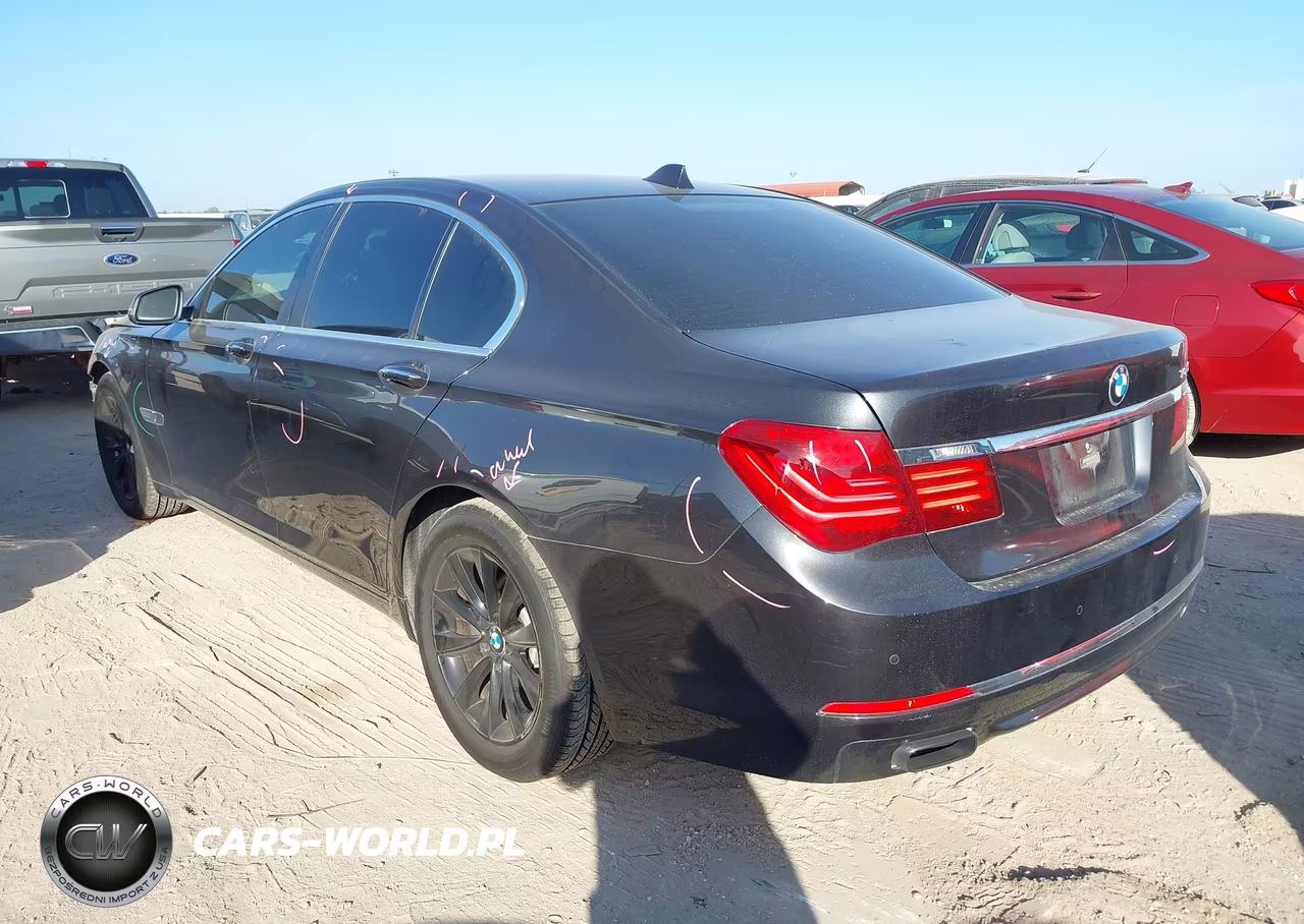 2015 BMW 740I VIN:WBAYA6C58FGK16301 - 3