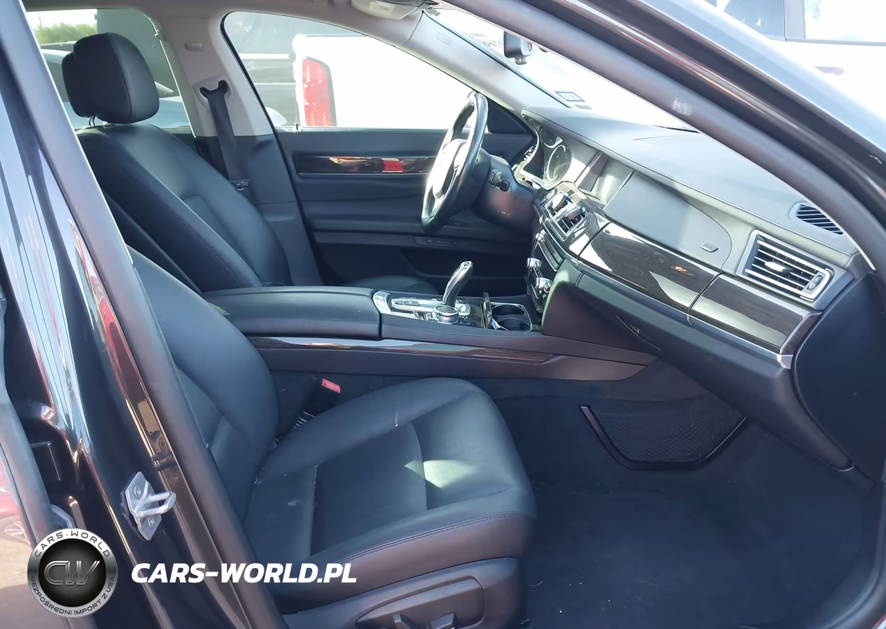 2015 BMW 740I VIN:WBAYA6C58FGK16301 - 5