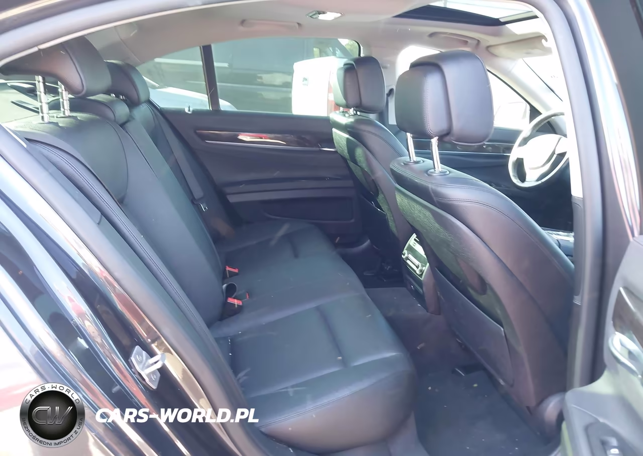 2015 BMW 740I VIN:WBAYA6C58FGK16301 - 8