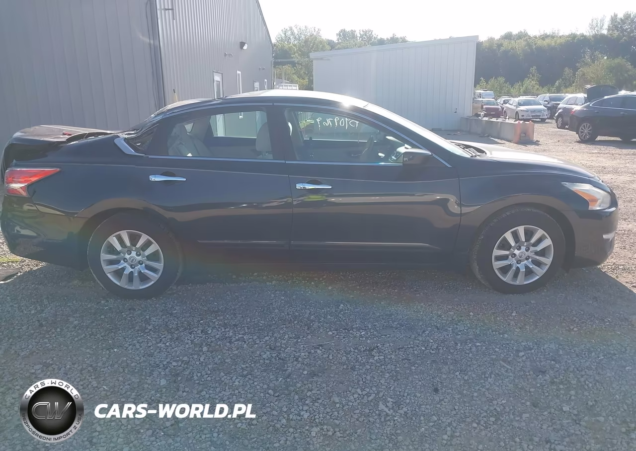 2015 Nissan Altima 2.5 S VIN:1N4AL3APXFC479064 - 14