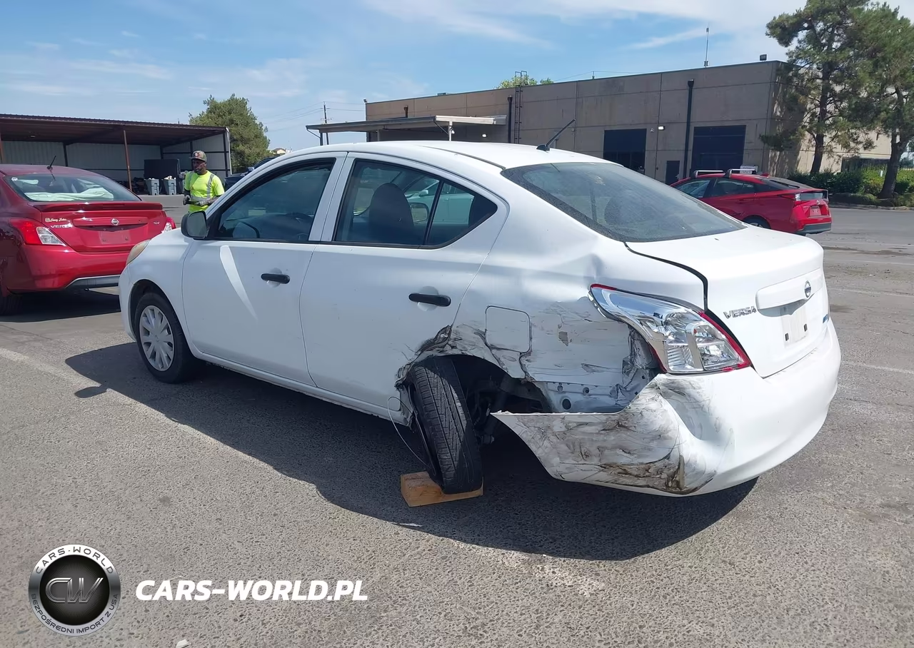 2014 Nissan Versa S VIN:3N1CN7AP4EL830819 - 3
