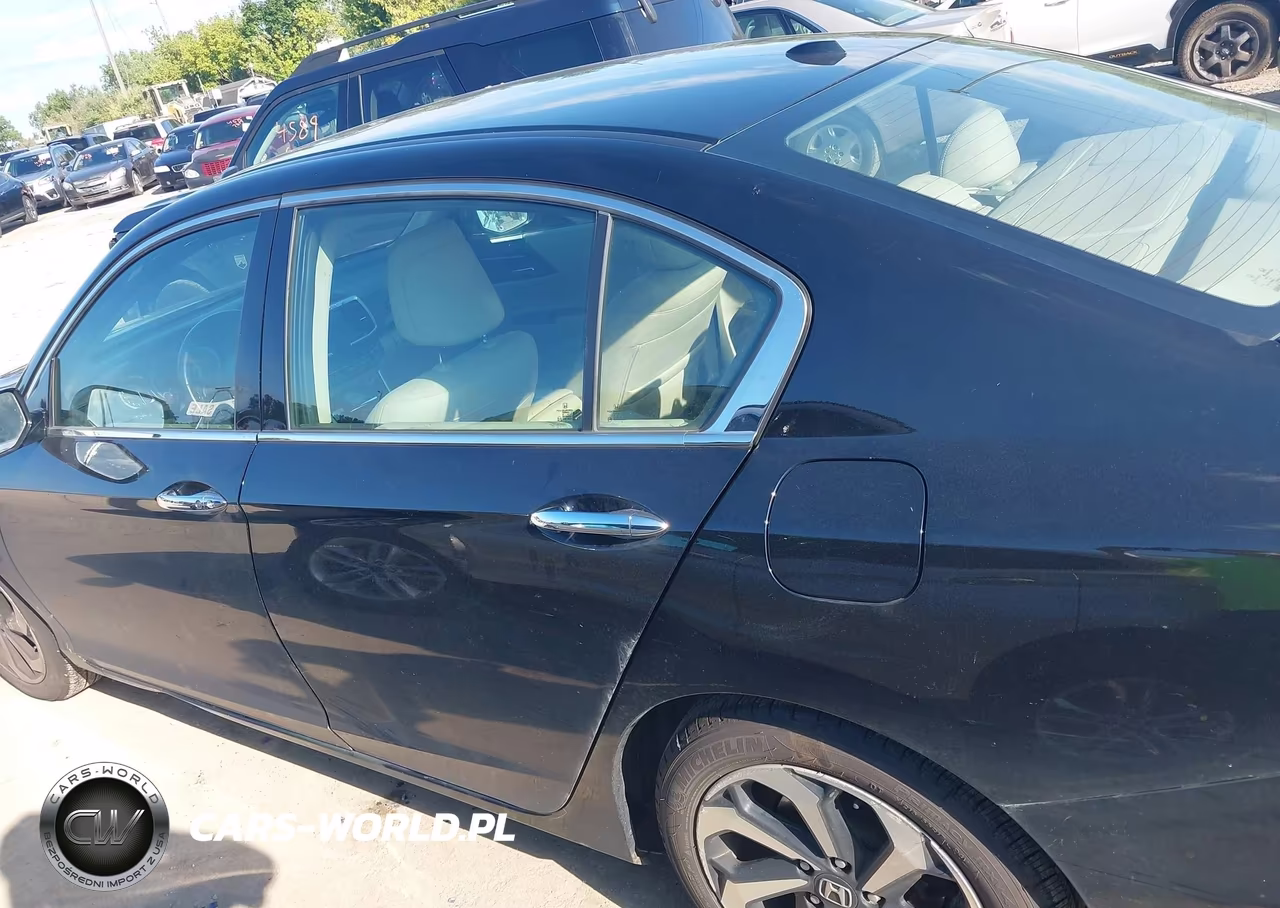 2017 Honda Accord Ex-L V6 VIN:1HGCR3F87HA008010 - 14