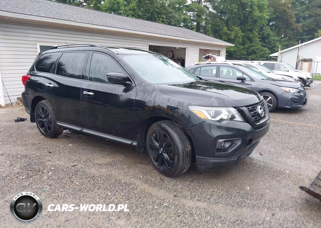 2018 Nissan Pathfinder Sl