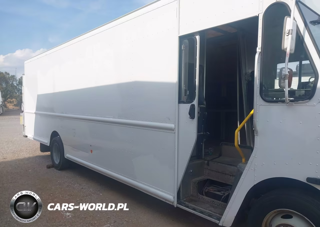 2015 Ford F-59 Commercial Stripped VIN:1F66F5KY4F0A04699 - 15