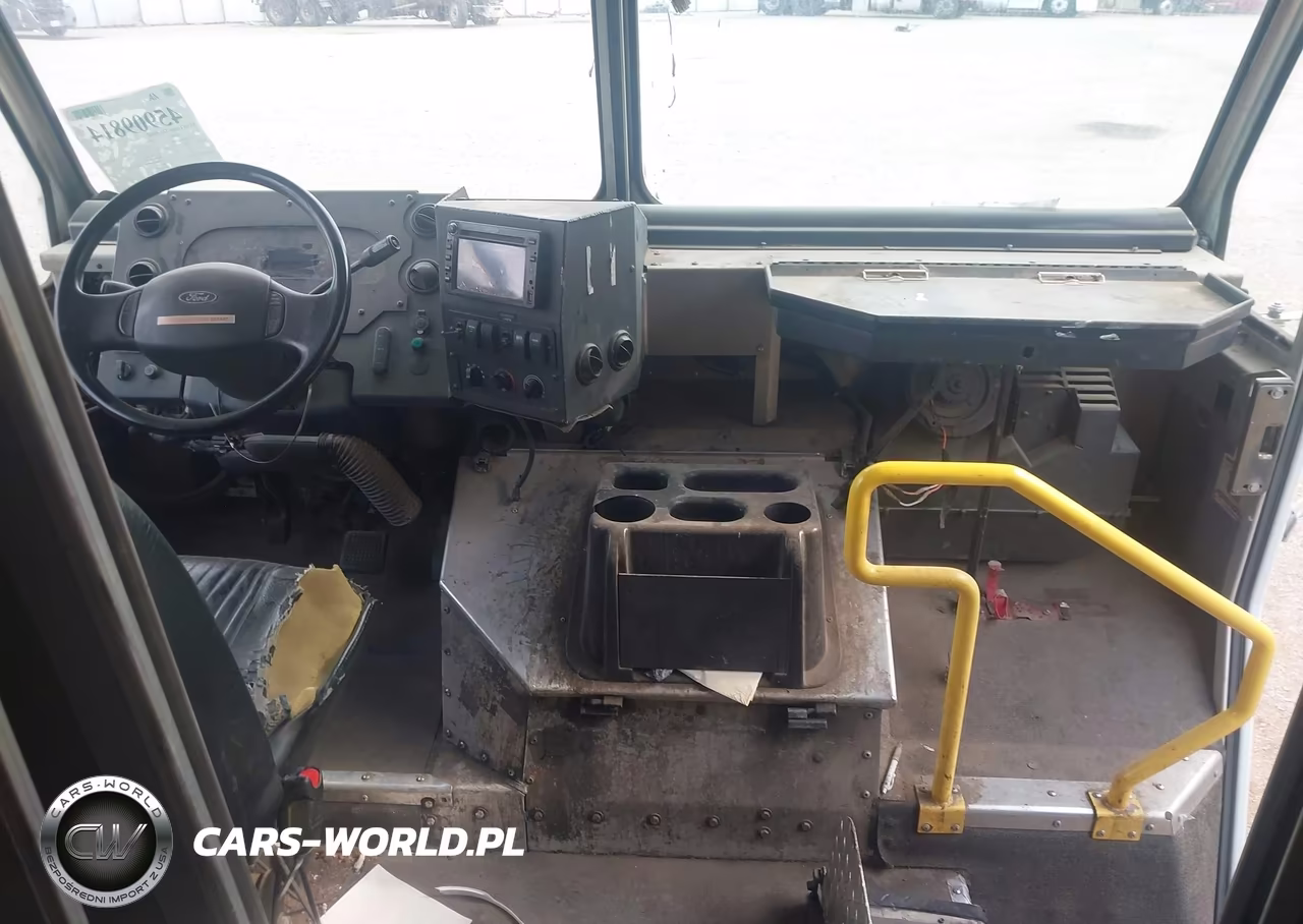 2015 Ford F-59 Commercial Stripped VIN:1F66F5KY4F0A04699 - 7
