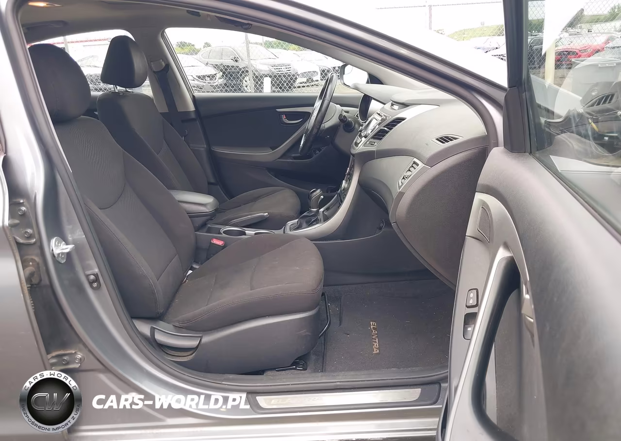 2016 Hyundai Elantra Value Edition VIN:KMHDH4AE0GU593482 - 5