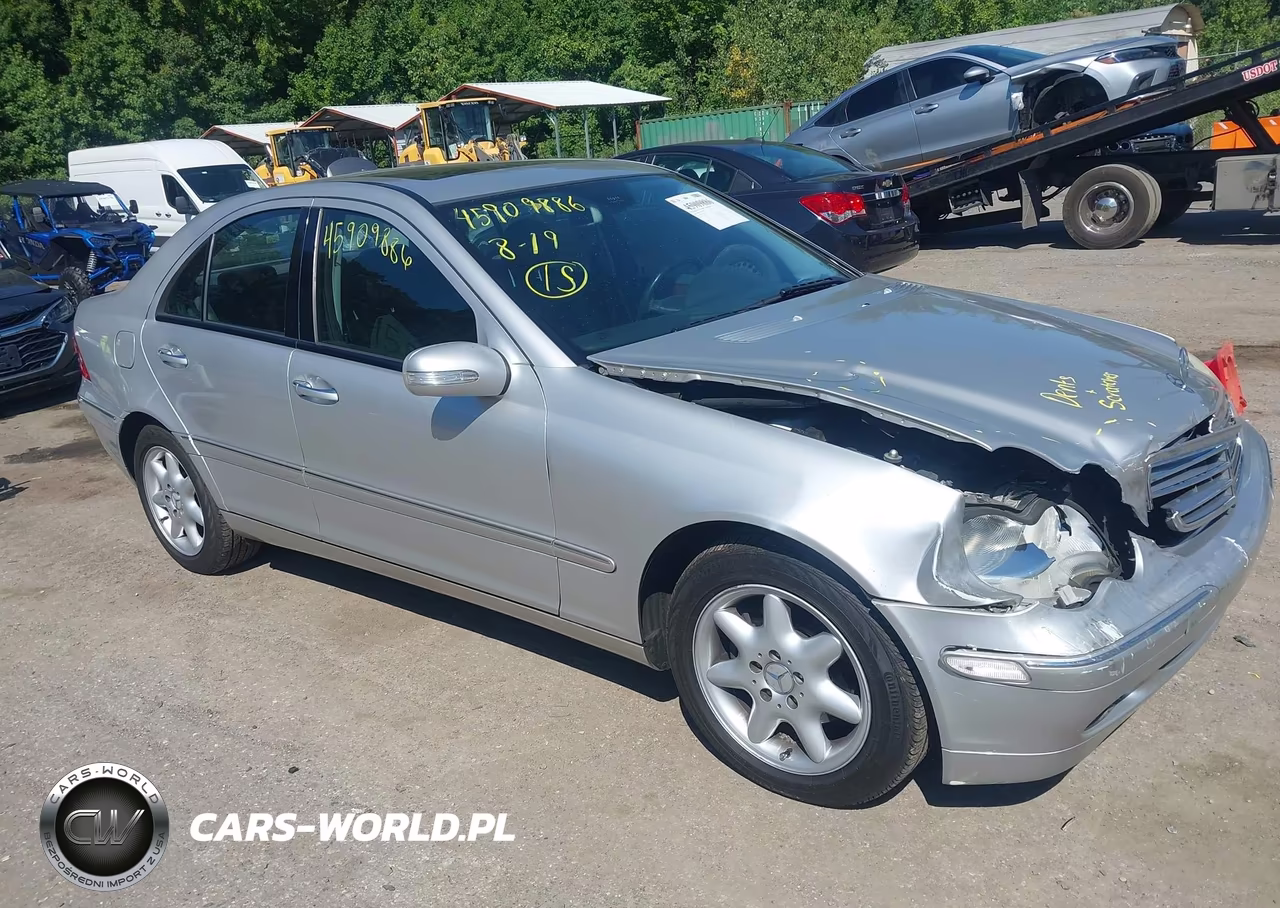 2004 Mercedes-Benz C 240