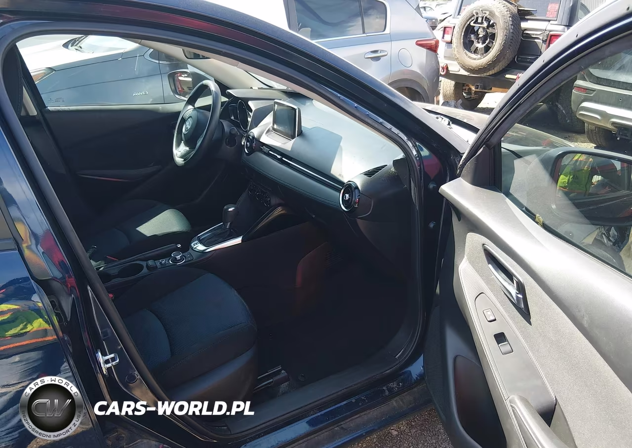 2016 Scion Ia VIN:3MYDLBZV9GY109982 - 5