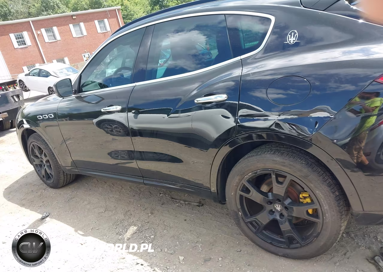 2017 Maserati Levante VIN:ZN661XUS0HX261027 - 14