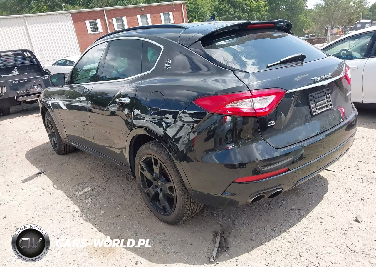 2017 Maserati Levante VIN:ZN661XUS0HX261027 - 3