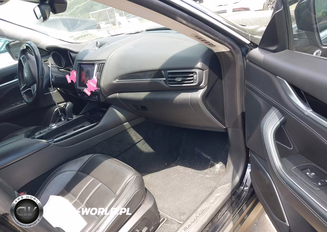 2017 Maserati Levante VIN:ZN661XUS0HX261027 - 5