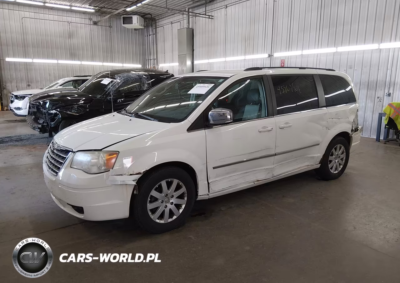 2010 Chrysler Town & Country Touring Plus VIN:2A4RR8DX5AR494375 - 2