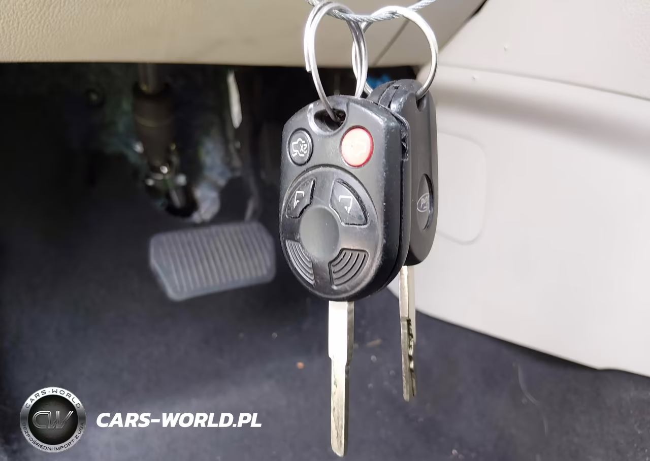 2015 Ford Focus Se VIN:1FADP3F22FL221586 - 11