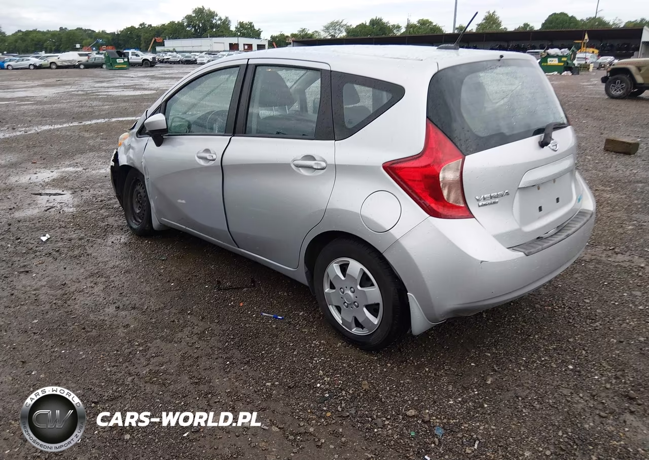 2015 Nissan Versa Note Sv VIN:3N1CE2CP2FL435653 - 3