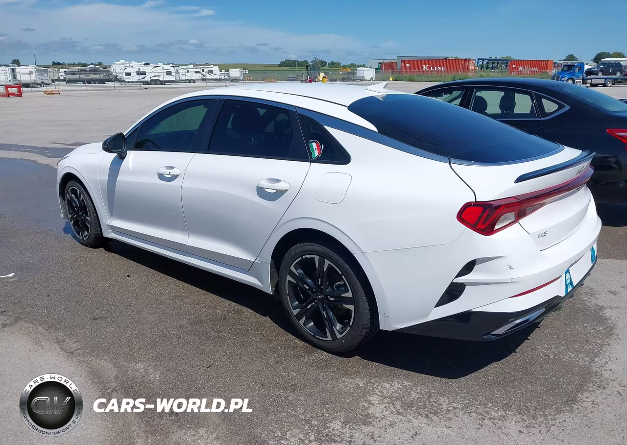 2023 Kia K5 Gt-Line VIN:5XXG64J2XPG180780 - 3