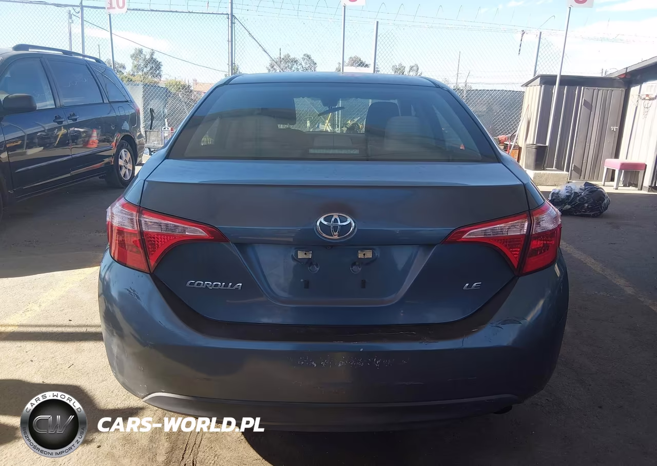 2017 Toyota Corolla Le VIN:5YFBURHE1HP669428 - 16