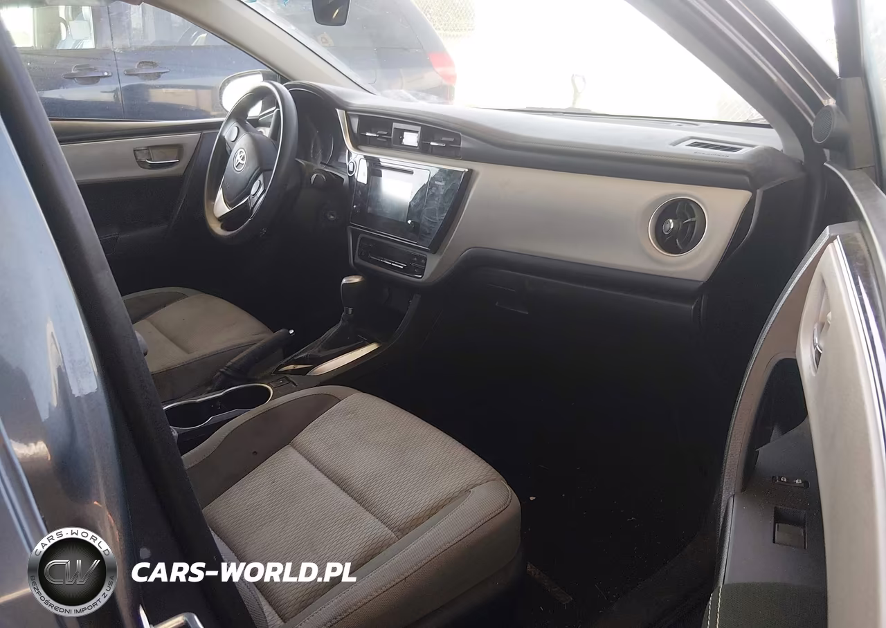 2017 Toyota Corolla Le VIN:5YFBURHE1HP669428 - 5