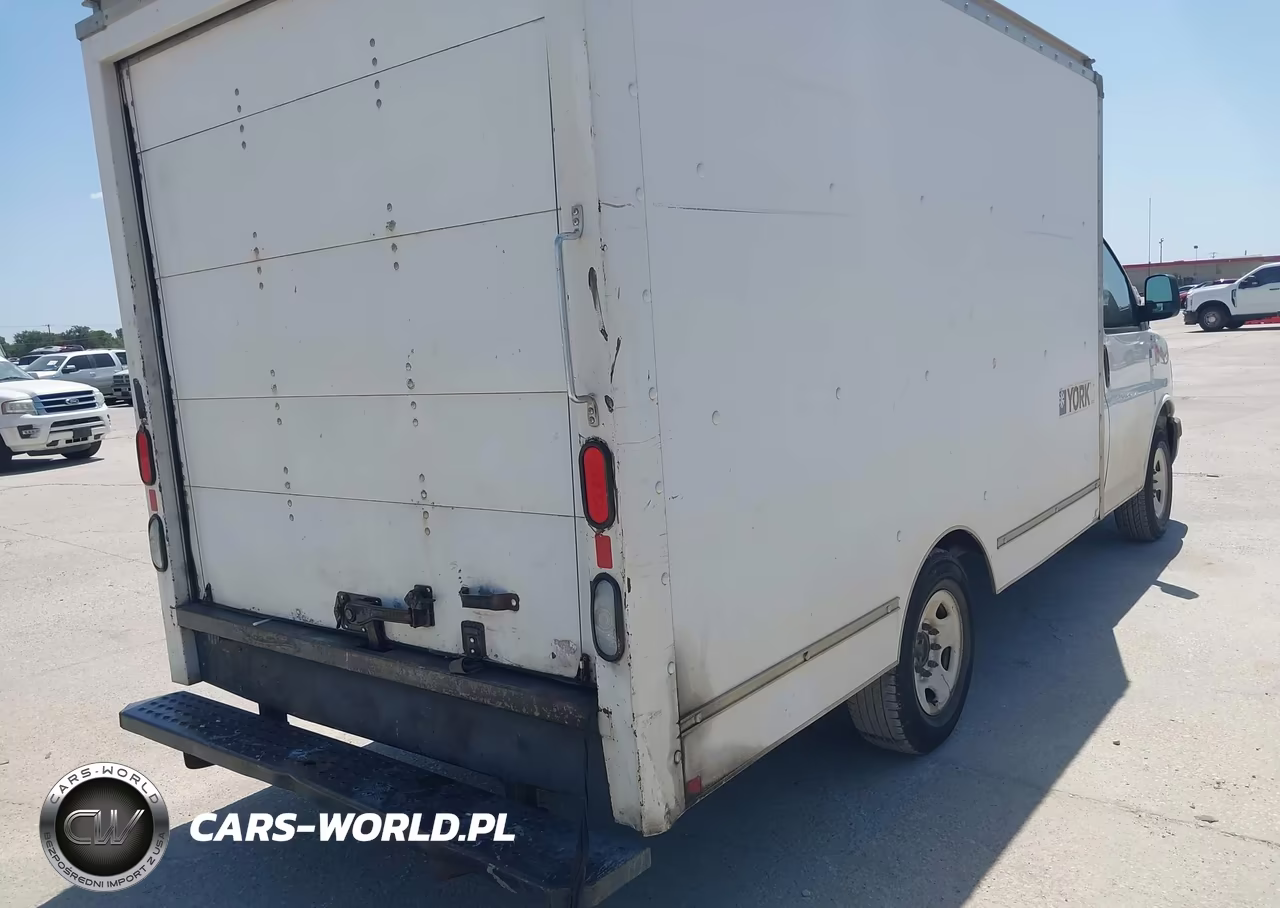 2012 GMC Savana Cutaway Work Van VIN:1GDY72CA5C1907769 - 4