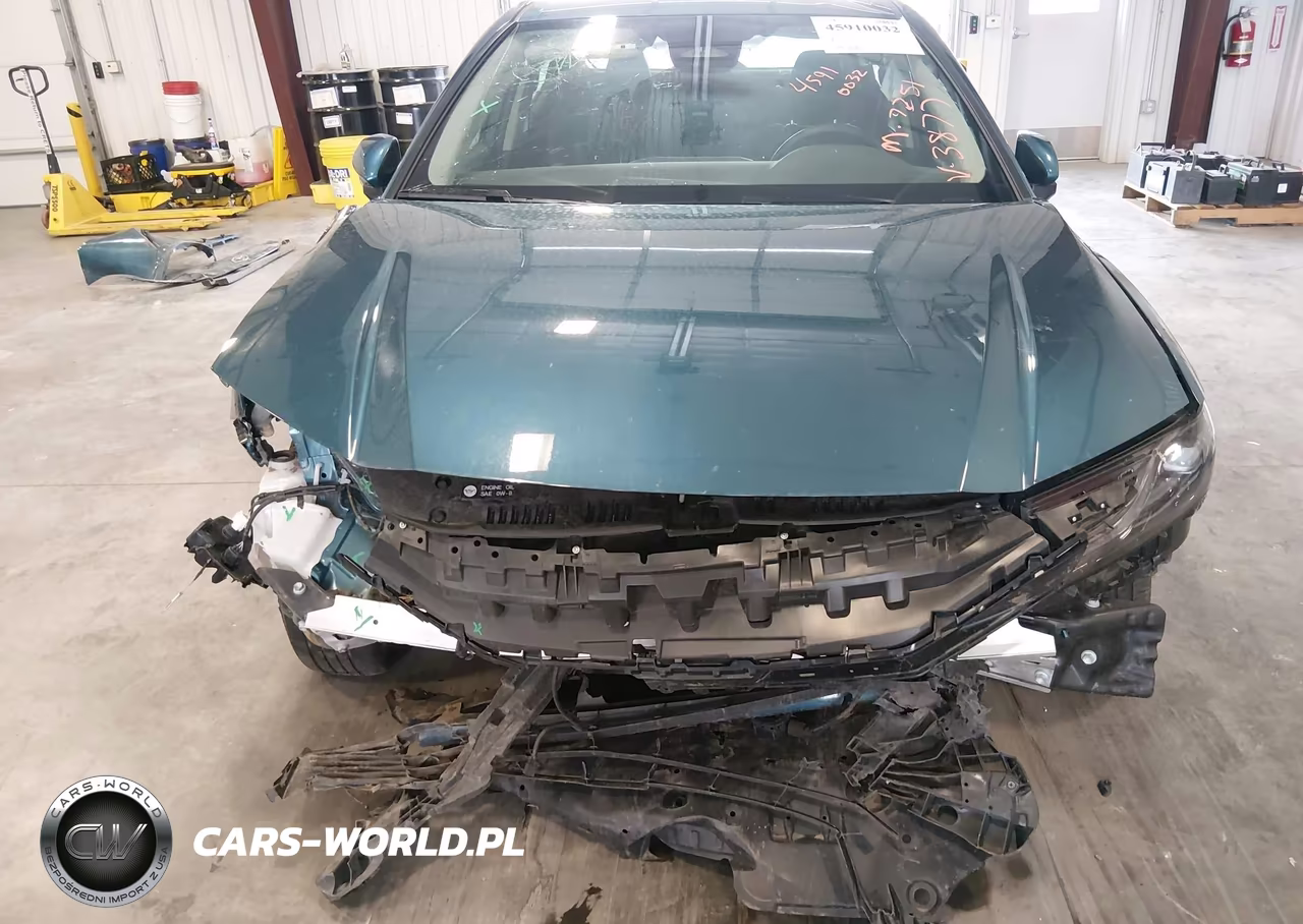 2026 Toyota Camry Le VIN:4T1DAACK0TU253877 - 13