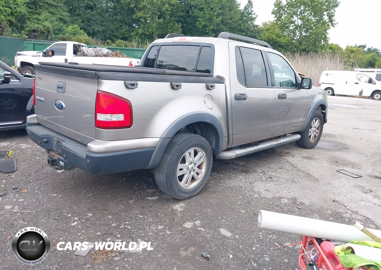 2008 Ford Explorer Sport Trac Xlt VIN:1FMEU31E28UA05478 - 4