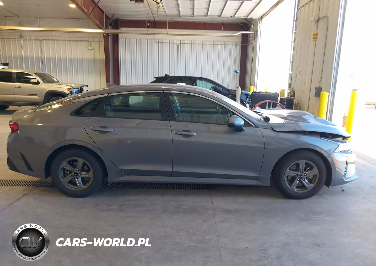 2022 Kia K5 Lxs VIN:5XXG14J21NG150837 - 13