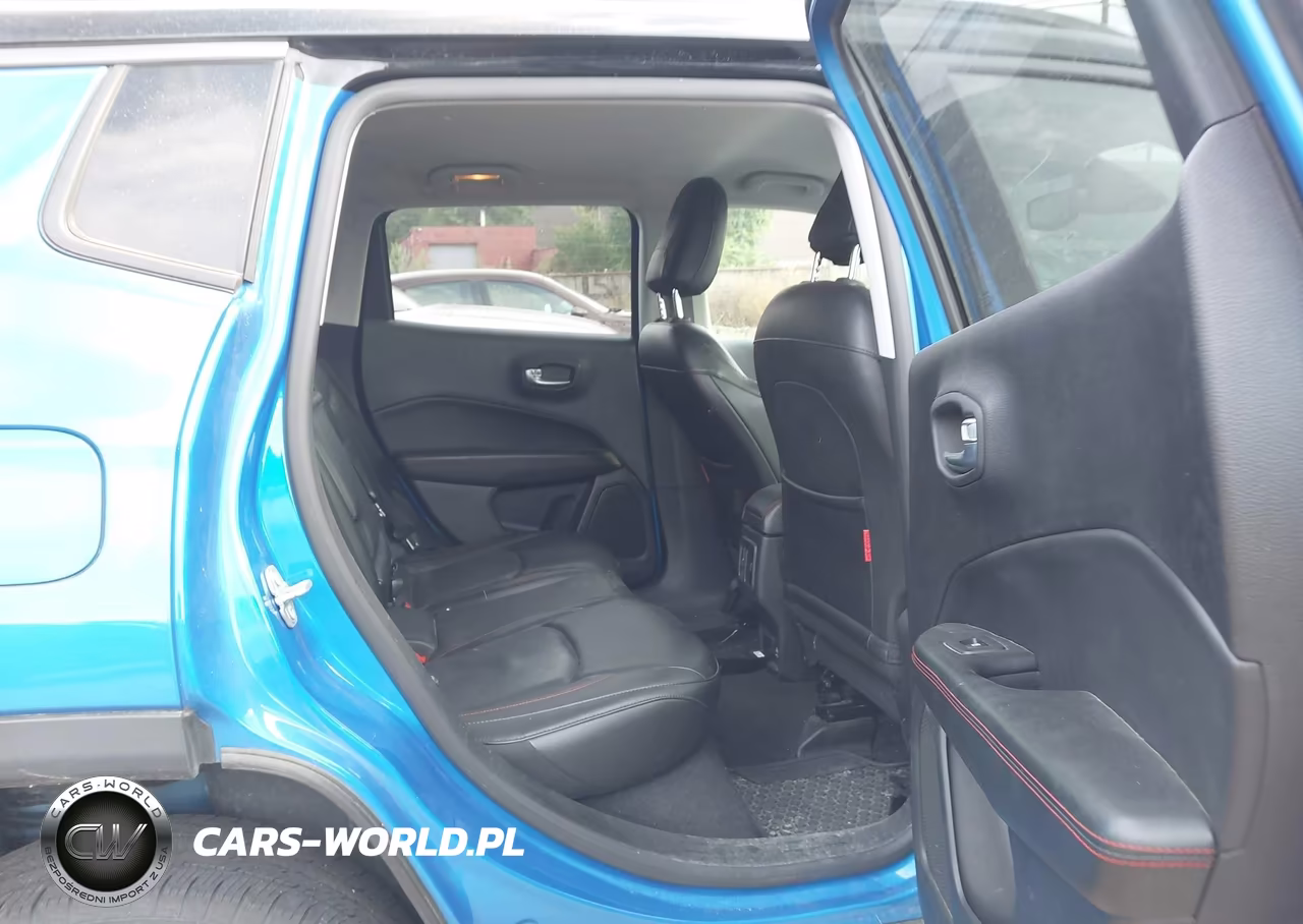 2018 Jeep Compass Trailhawk 4X4 VIN:3C4NJDDBXJT255863 - 8