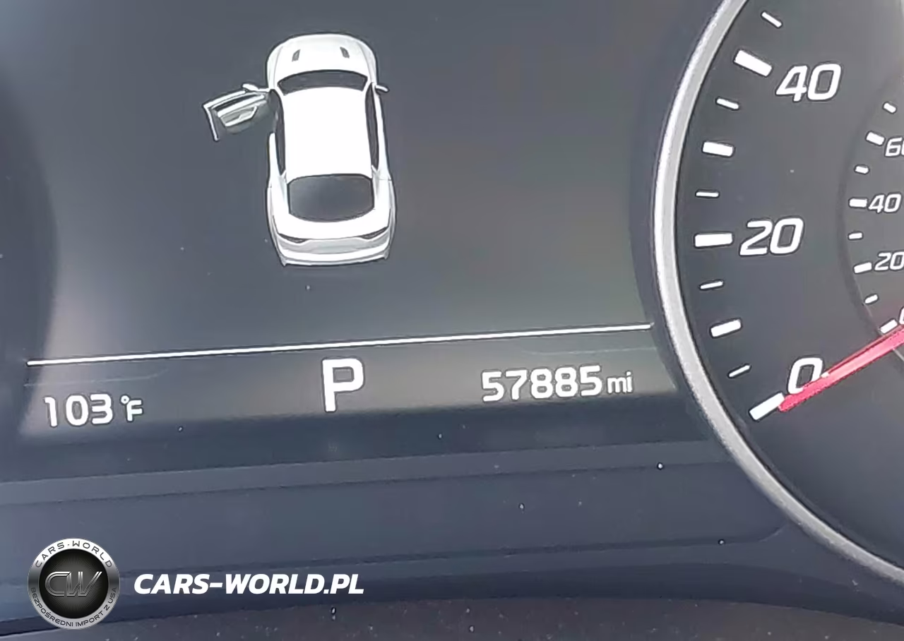 2018 Kia Stinger Premium VIN:KNAE25LA0J6037188 - 15