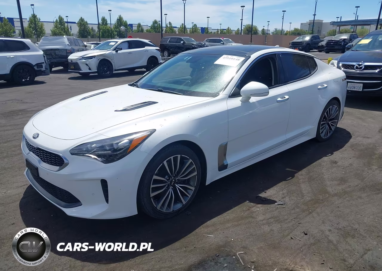 2018 Kia Stinger Premium VIN:KNAE25LA0J6037188 - 2