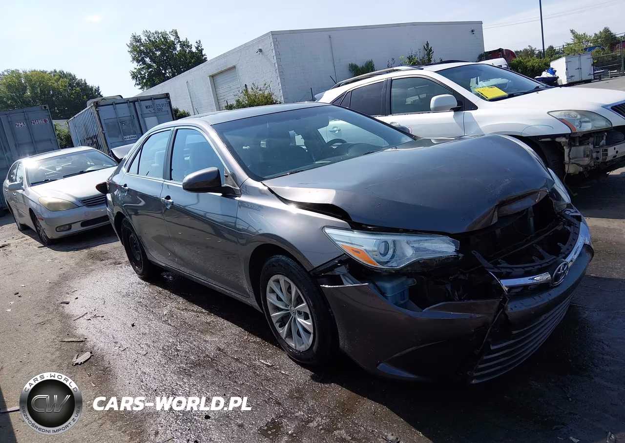 2015 Toyota Camry Le VIN:4T1BF1FK5FU950650 - 14