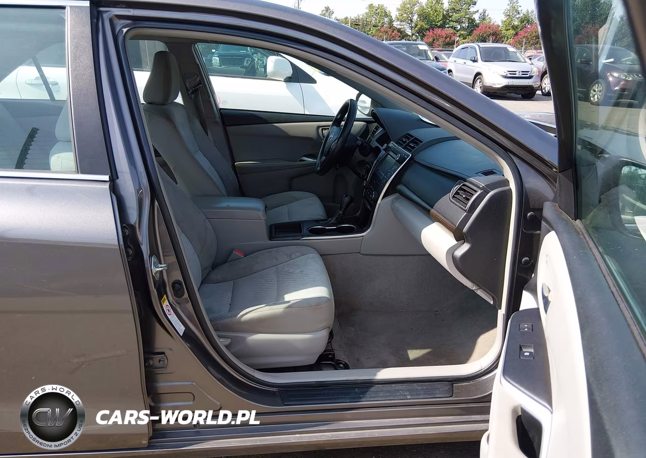 2015 Toyota Camry Le VIN:4T1BF1FK5FU950650 - 5