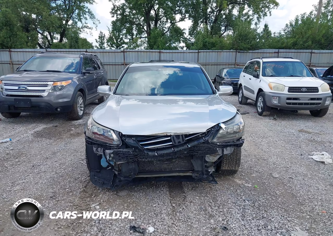 2014 Honda Accord Touring VIN:1HGCR3F99EA010670 - 13