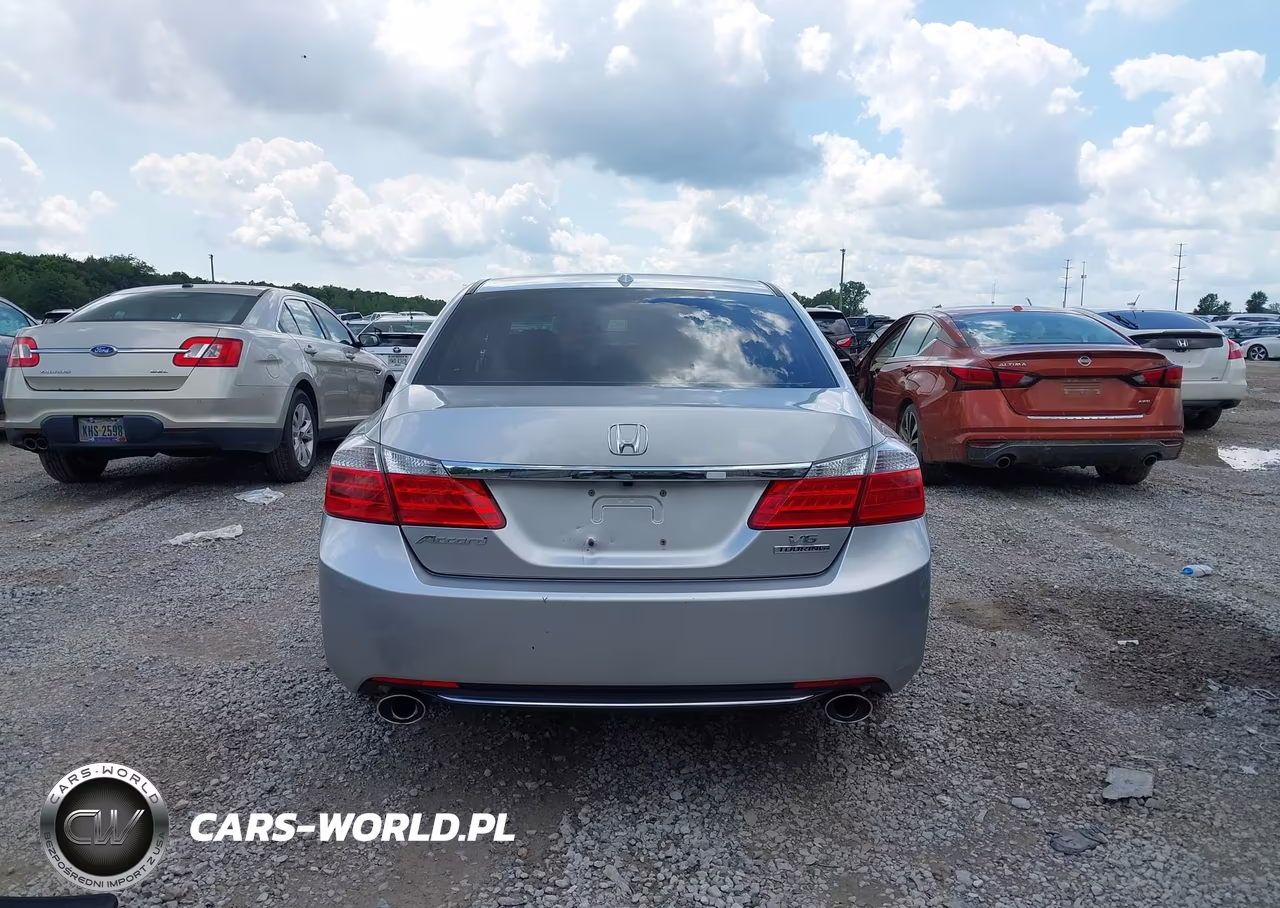 2014 Honda Accord Touring VIN:1HGCR3F99EA010670 - 17