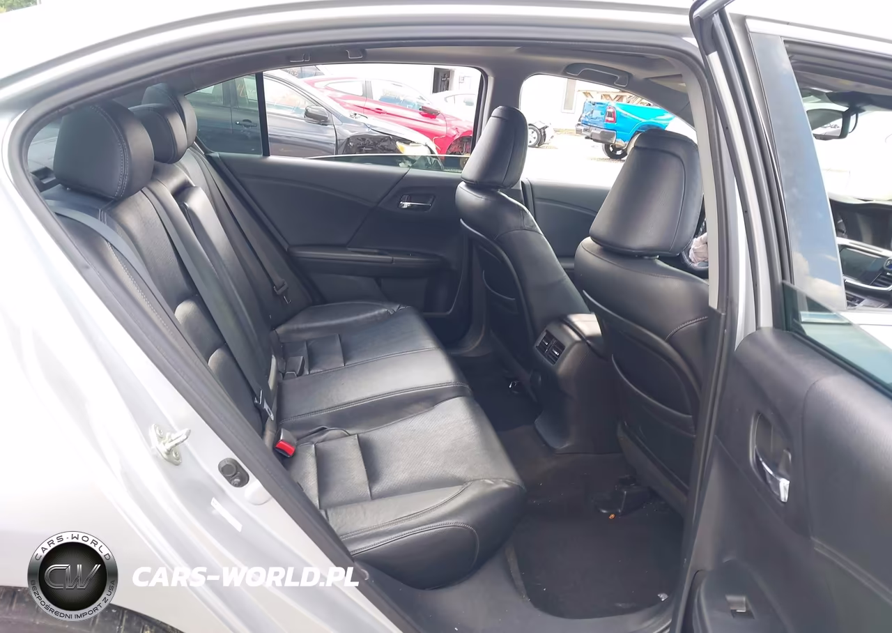 2014 Honda Accord Touring VIN:1HGCR3F99EA010670 - 8