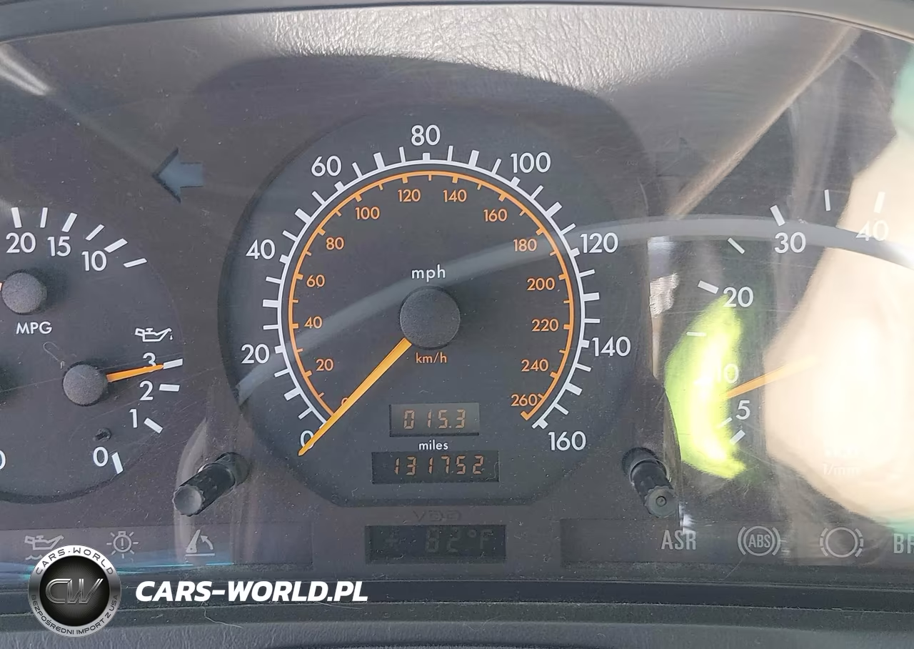 1992 Mercedes-Benz 500 Sl VIN:WDBFA66E3NF059950 - 7