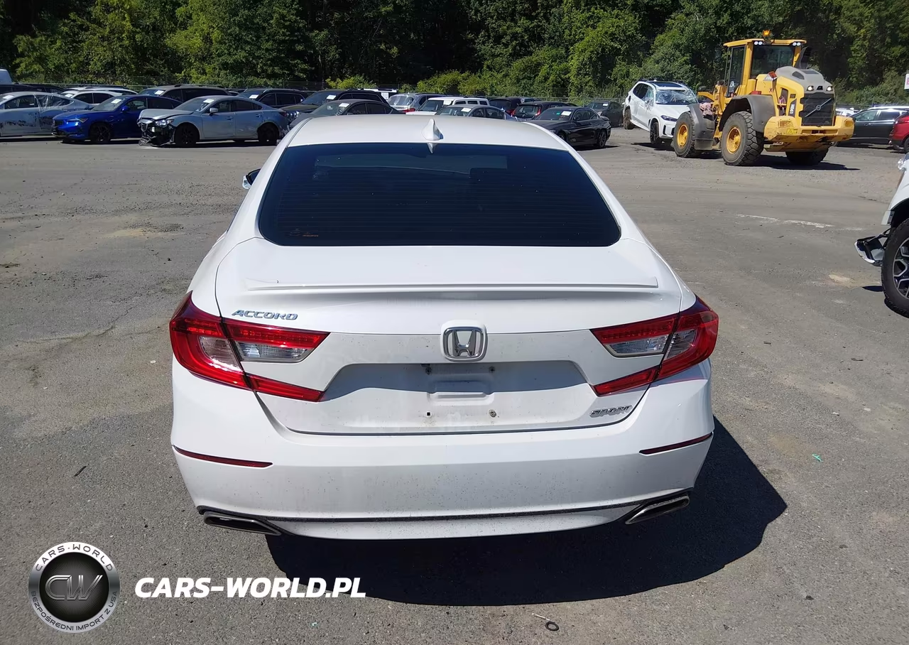 2018 Honda Accord Sport VIN:1HGCV1F39JA235614 - 16