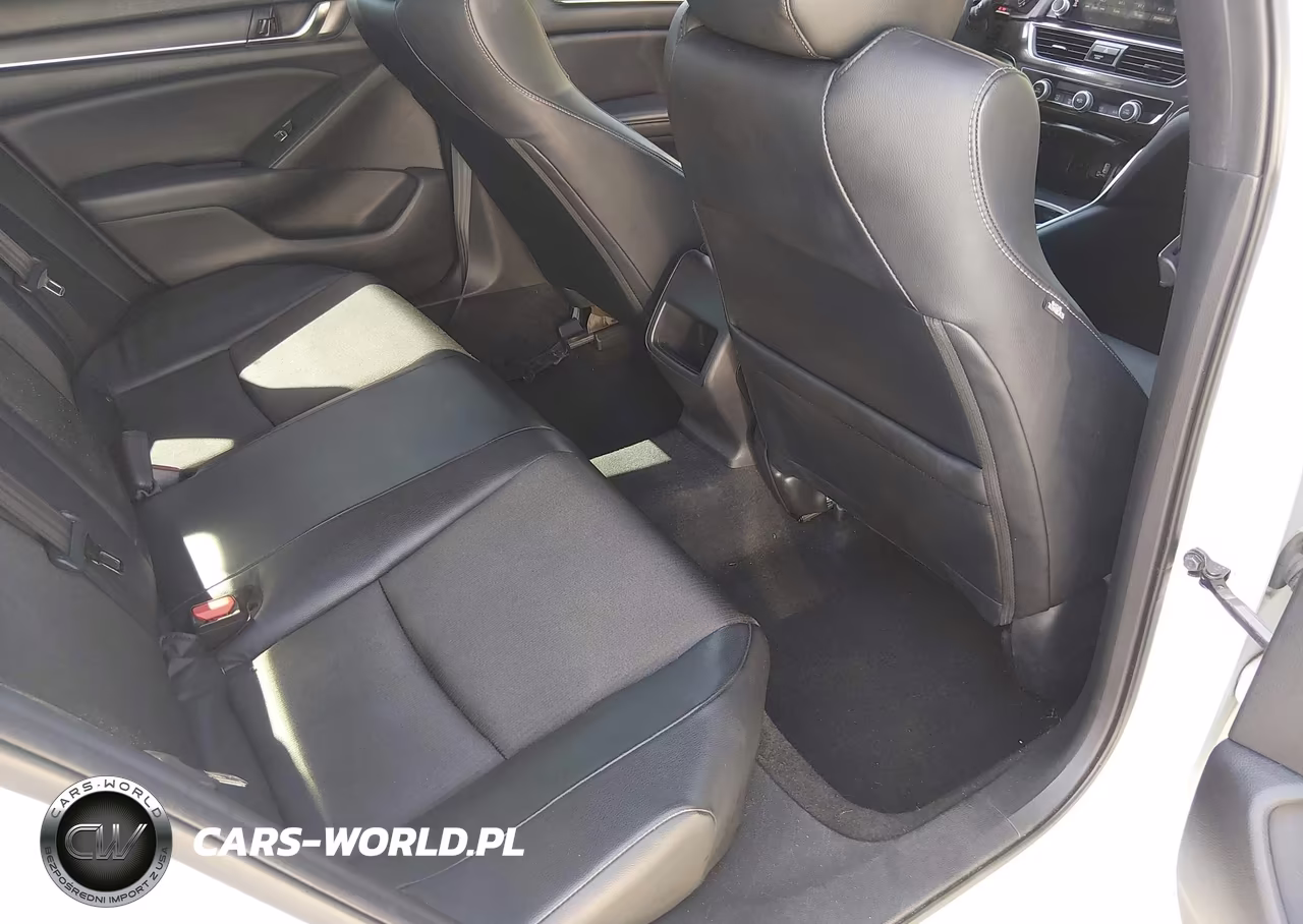 2018 Honda Accord Sport VIN:1HGCV1F39JA235614 - 8