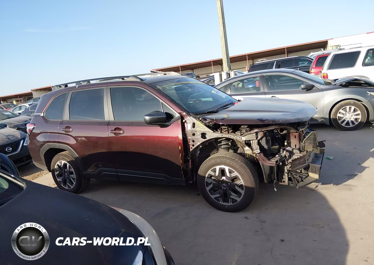 2026 Subaru Forester Premium VIN:4S4SLDB6XT3038682 - 14