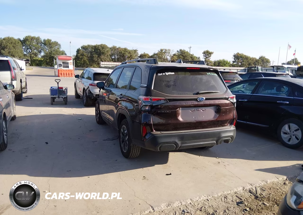 2026 Subaru Forester Premium VIN:4S4SLDB6XT3038682 - 3