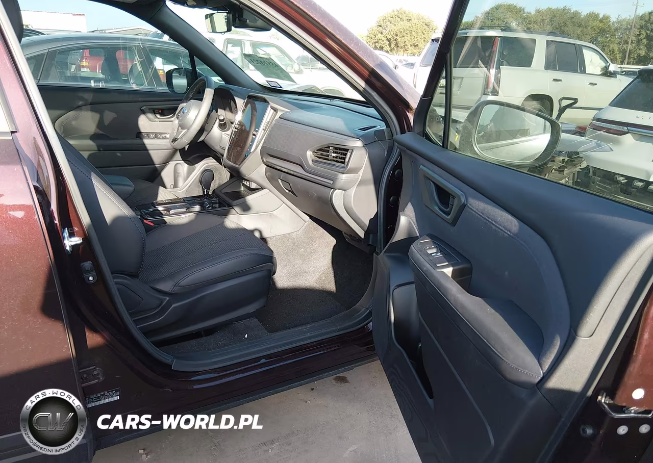 2026 Subaru Forester Premium VIN:4S4SLDB6XT3038682 - 5